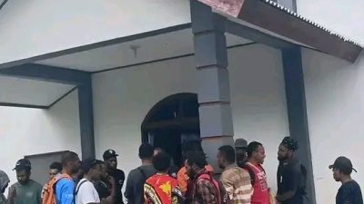 Nombok Biaya Pemondokan 15 Bulan, Ratusan Mahasiswa Yahukimo Ditampung di Gereja GIDI