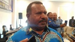 Ones Bantu Rp 200 Juta untuk Mahasiswa Asal Yahukimo Usai Diusir dari Kontrakan di Manokwari